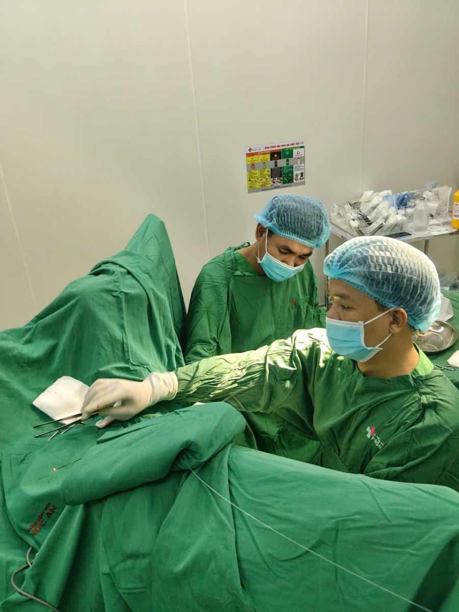 cắt trĩ laser